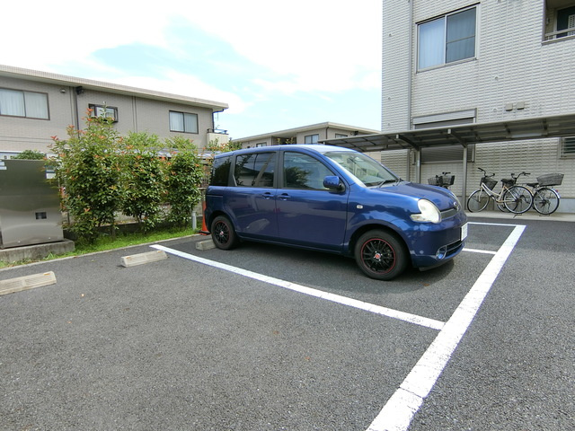 （シニア限定）リヴェール映の駐車場|★駐車場あり★