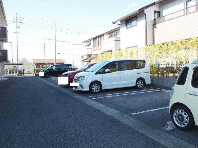グラス ウィンの駐車場|駐車場