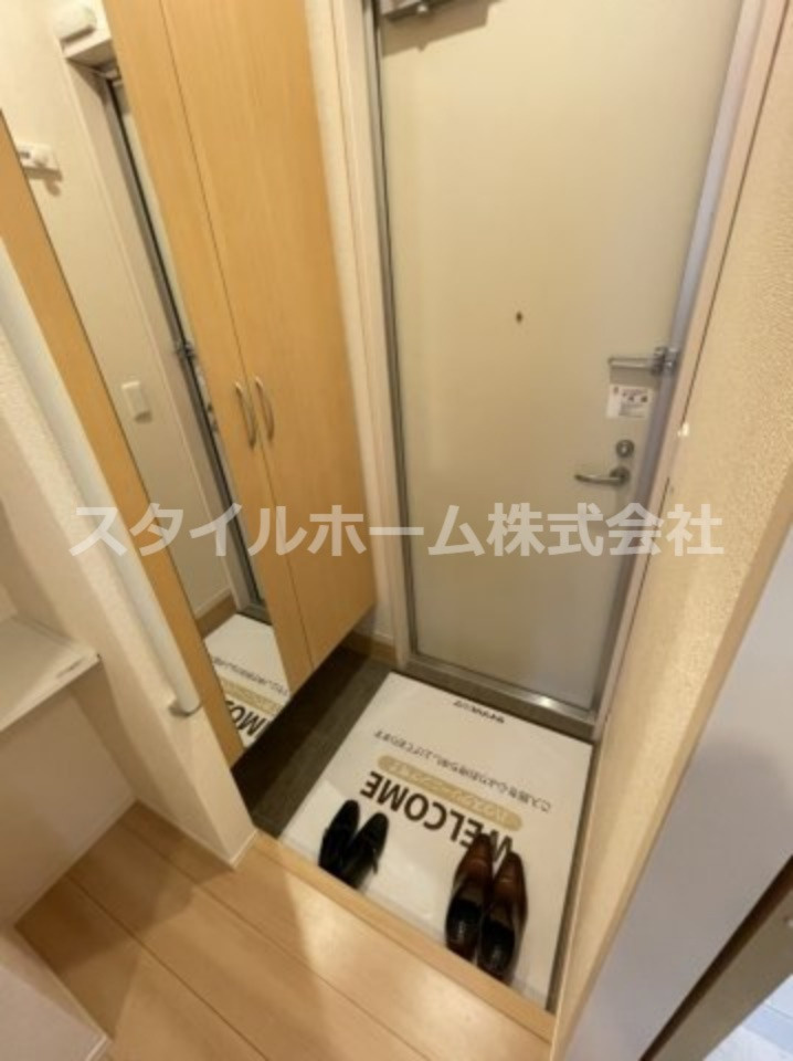 エレガンス草間の玄関|イメージ写真です。