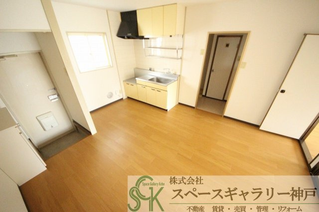 フィオーレの居間・リビング|※お部屋により仕様が異なる場合があります※