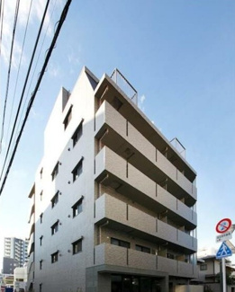 【外観】 | 鉄筋コンクリート造のがっちりとした建物。
