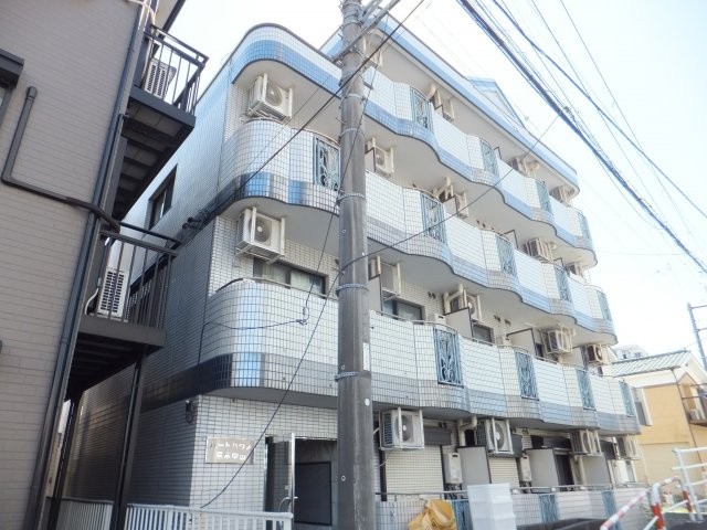 ハートハウス原木中山の外観