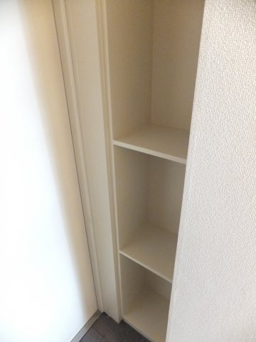 ハートハウス原木中山の収納