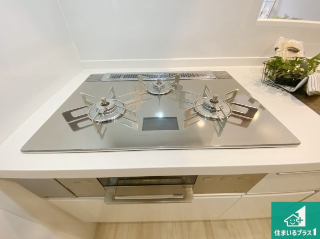 大阪市大正区小林東　中古一戸建の設備|ダブル高火力Ｓｉセンサー付きコンロ！