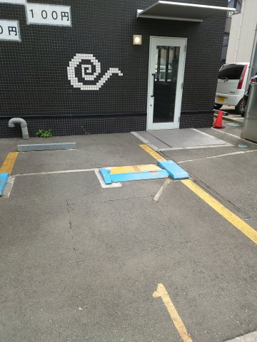 アートヒルズの駐車場