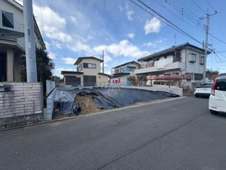 【前面道路含む現地写真】