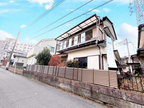 宇都宮市春日町　３ＬＤＫ　中古住宅の前面道路含む現地写真