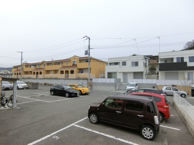 サンフォレストの駐車場