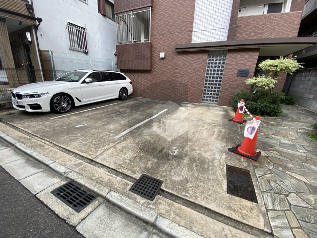 アトール永和の駐車場