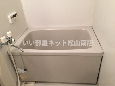 【浴室】 | メゾン・ビューエクセル