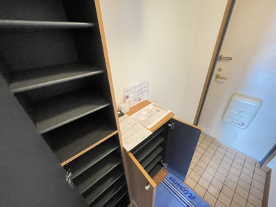 【玄関】 | チャームテラス222E