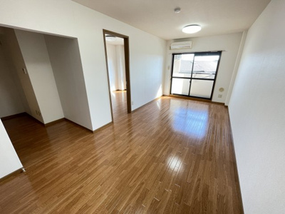 【居間・リビング】 | チャームテラス222E