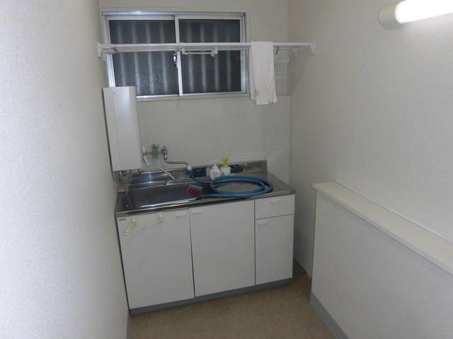 中町三紫ビルのキッチン