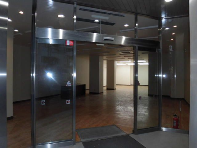 中町三紫ビルの外観