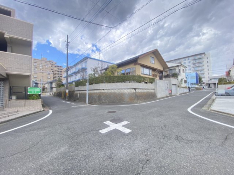 祝　成約済み　八王子市　めじろ台２丁目　中古戸建ての周辺|～仲介手数料無料☆八王子ひなた不動産～八王子市めじろ台　中古戸建て