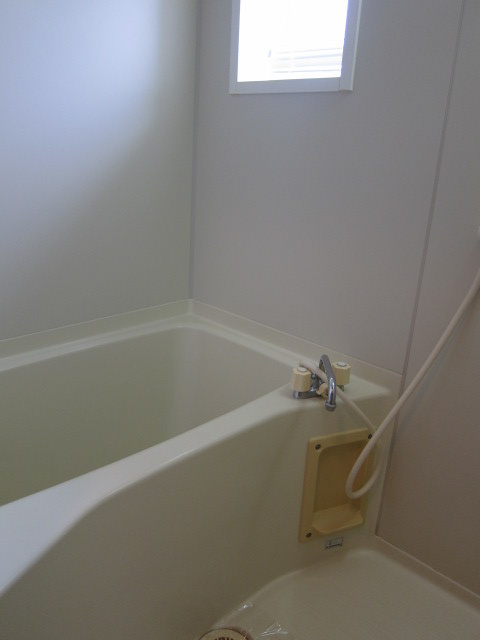 ローゼンクローネ米山の浴室