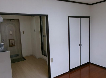 タウニー泉の居間・リビング