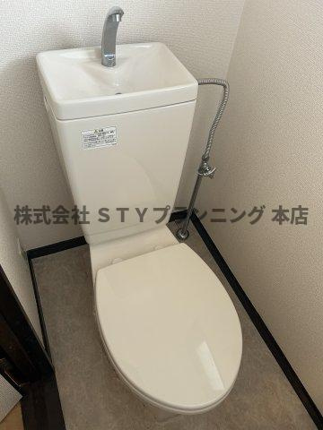 仲介手数料０円！サンシティー西郊のトイレ