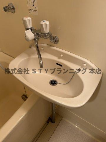 仲介手数料０円！サンシティー西郊の洗面所