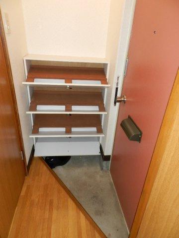 ハイツモトの洋室