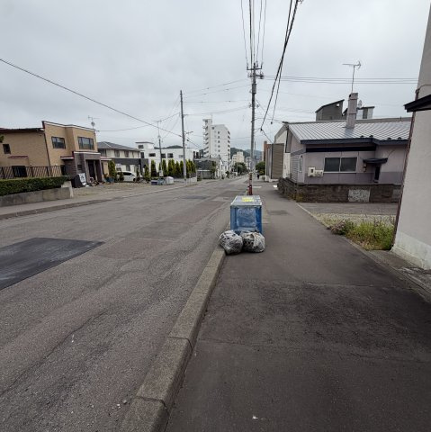 ハイツモトの駐車場
