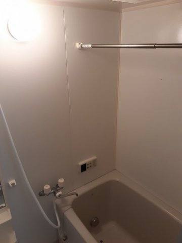 カーサ・ソレイユ三番館の浴室|日々の暮らしに欠かせないお風呂です