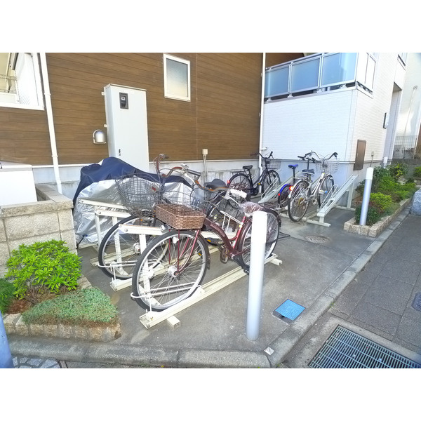 ハルホ奏の杜の駐車場