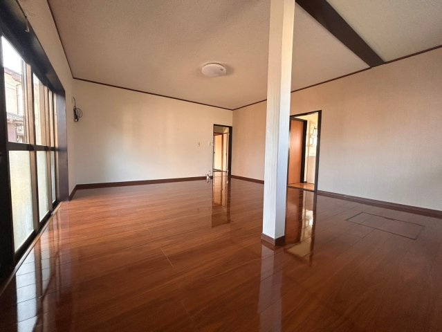 中古売戸建　大網白里市南横川の居間・リビング