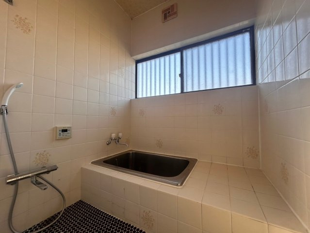 中古売戸建　大網白里市南横川の浴室