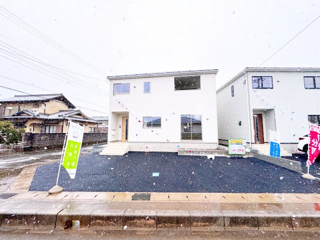 Cradle Garden千代田町舞木東第４　新築住宅 1号棟の外観