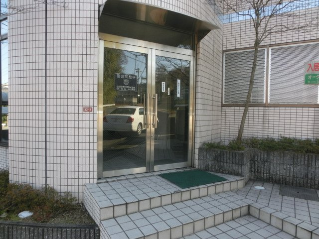 【エントランス】 | メゾネット高槻