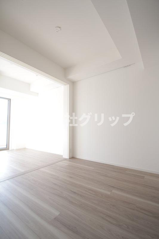 パークアクシス横濱大通り公園の居間・リビング