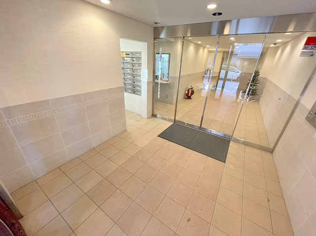 アトリア新大阪のロビー