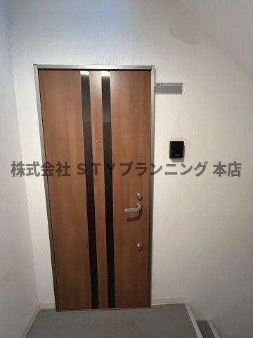 仲介手数料０円！Casa Avenue Tsurumaiの玄関