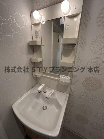 仲介手数料０円！Casa Avenue Tsurumaiの独立洗面台