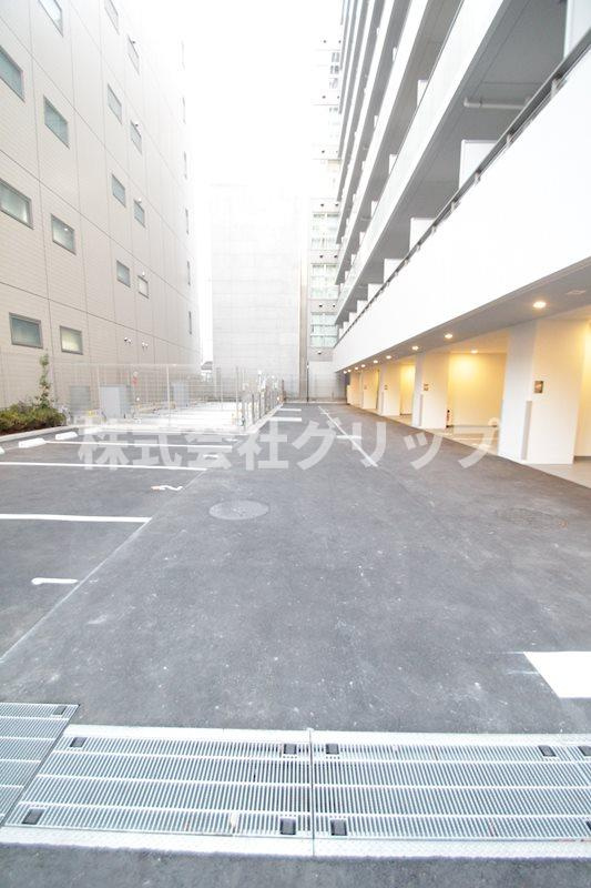 パークアクシス横濱大通り公園の駐車場