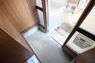 【玄関】 | 五海貸家