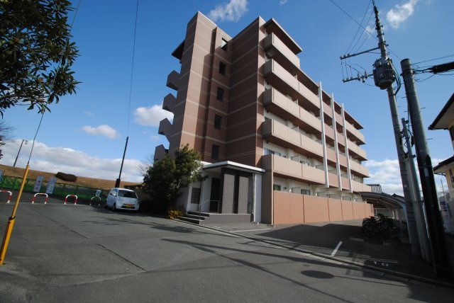 モントーレヒルズ東櫛原の外観