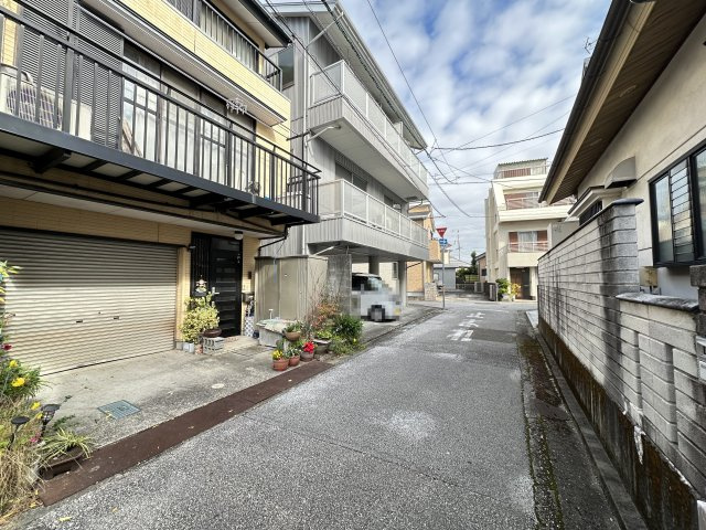 ソワール比島の周辺