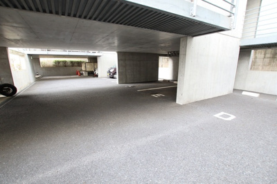 敷地内駐車場★※要空き確認