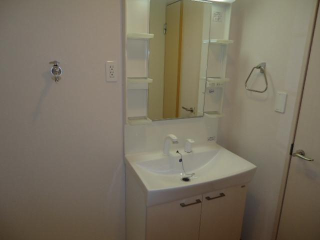 フローリストの洗面所|洗髪洗面化粧台