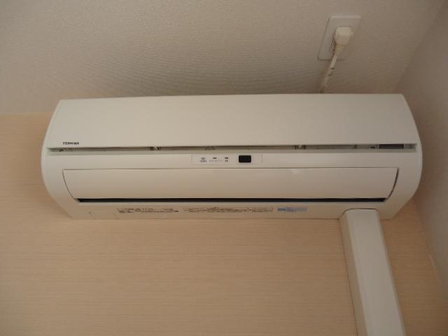 フローリストの設備|エアコン２台付