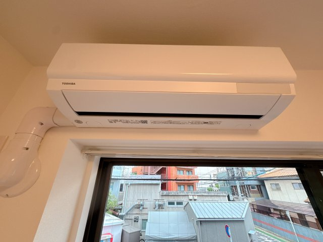 【その他】 | ライオンズマンション薬院第2 | エアコン１台付いてます。購入すると取り付け費用もかかるので、お財布にやさしいです。