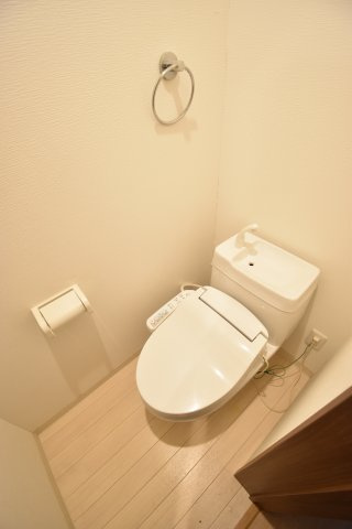 コンフォルト忍ケ丘のトイレ