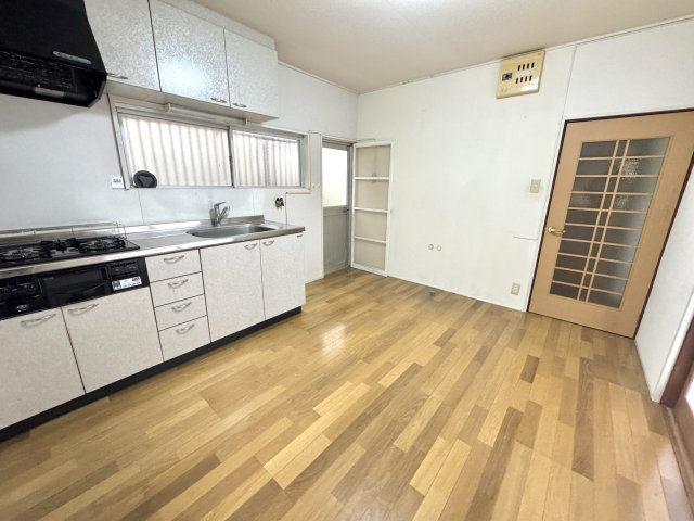 谷上貸家の画像