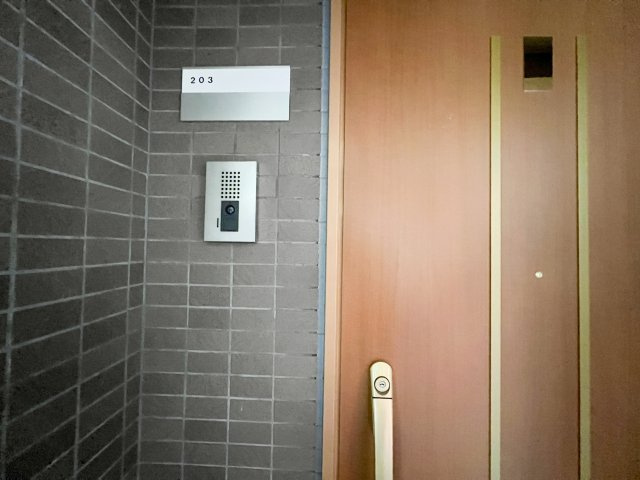 クレアフジモトの玄関