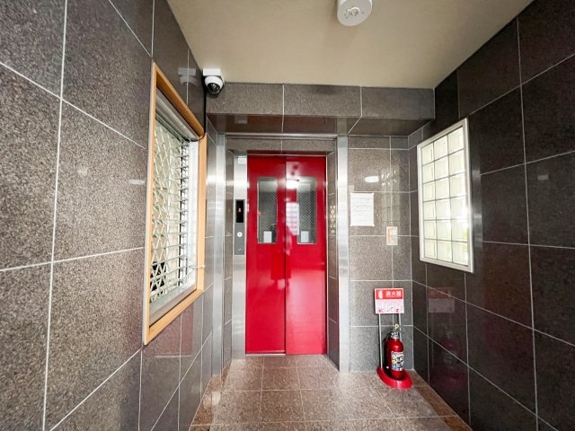 クレアフジモトのその他共用部分|エレベーター
