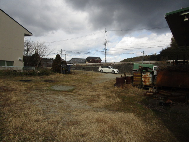 岸和田市内畑町956売工場の駐車場