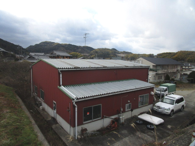 岸和田市内畑町956売工場の外観