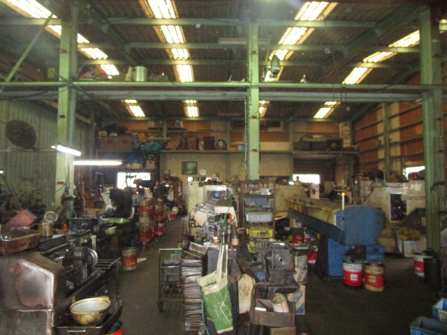 岸和田市内畑町956売工場の内装